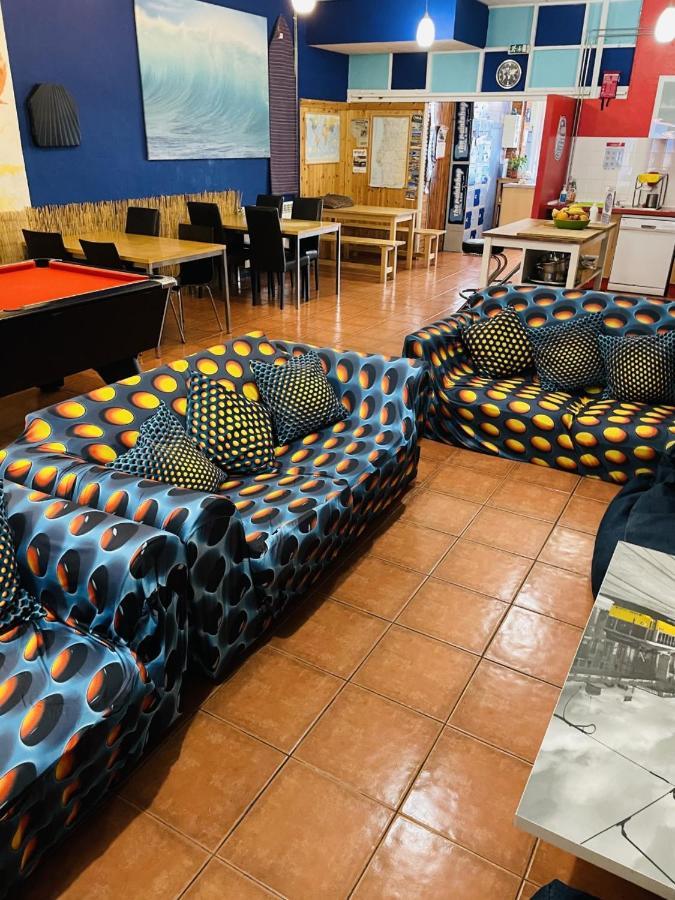 The Paintshop Hostel فيغيورا دا فوز المظهر الخارجي الصورة