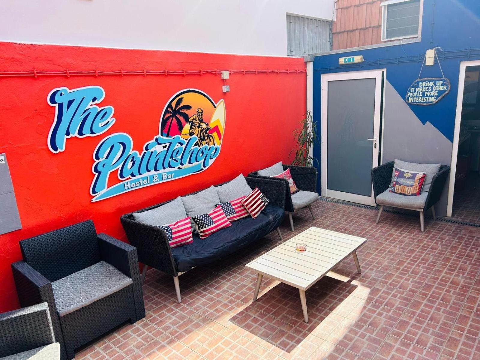 The Paintshop Hostel فيغيورا دا فوز المظهر الخارجي الصورة