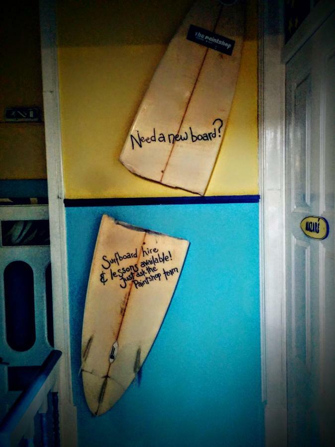 The Paintshop Hostel فيغيورا دا فوز المظهر الخارجي الصورة