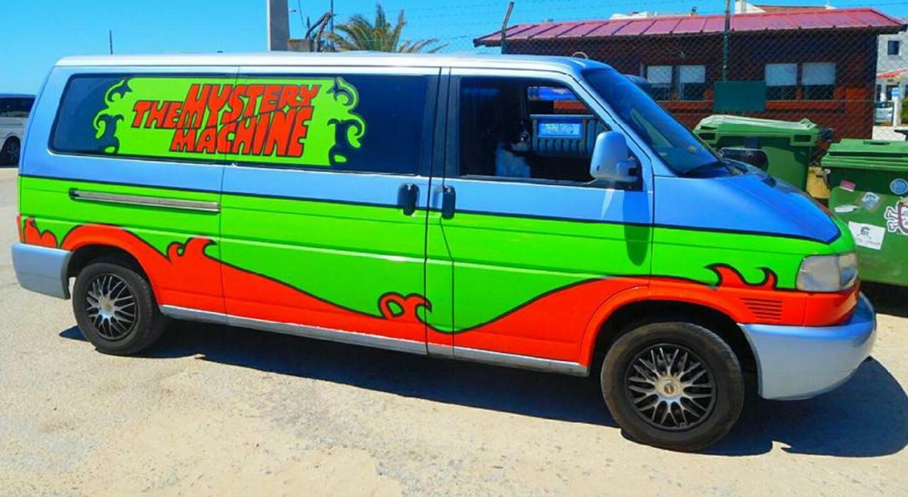 The Paintshop Hostel فيغيورا دا فوز المظهر الخارجي الصورة