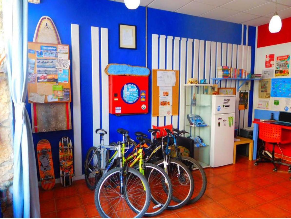 The Paintshop Hostel فيغيورا دا فوز المظهر الخارجي الصورة